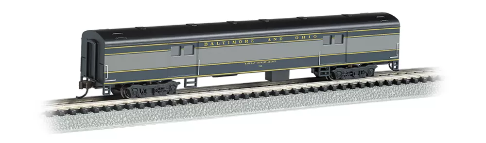 Smooth-Side Cars*Bachmann Trains 72ft Smooth-Sided Baggage Car - Baltimore & Ohio®