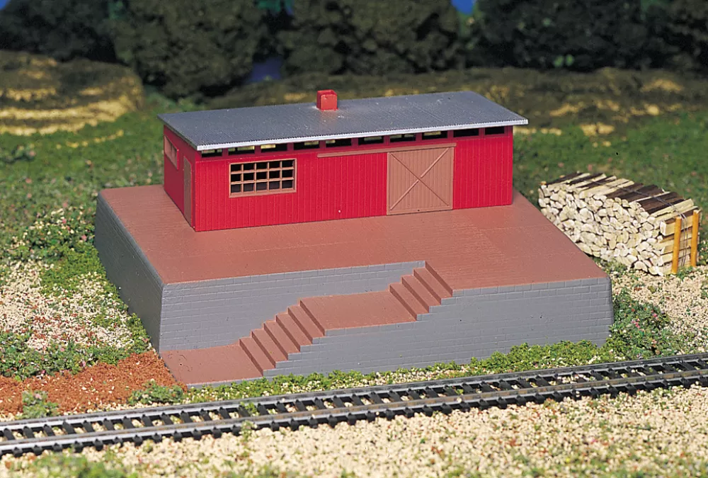 Accessories*Bachmann Trains Building With Steam Whistle (HO Scale)