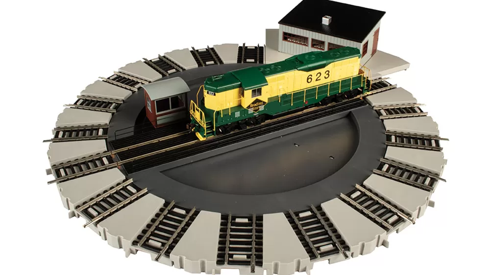 E-Z Track®Accessories*Bachmann Trains DCC-Equipped Turntable (HO Scale)