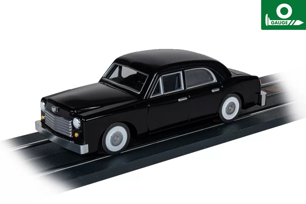 E-Z Street®*Bachmann Trains E-Z Street® Sedan - Black