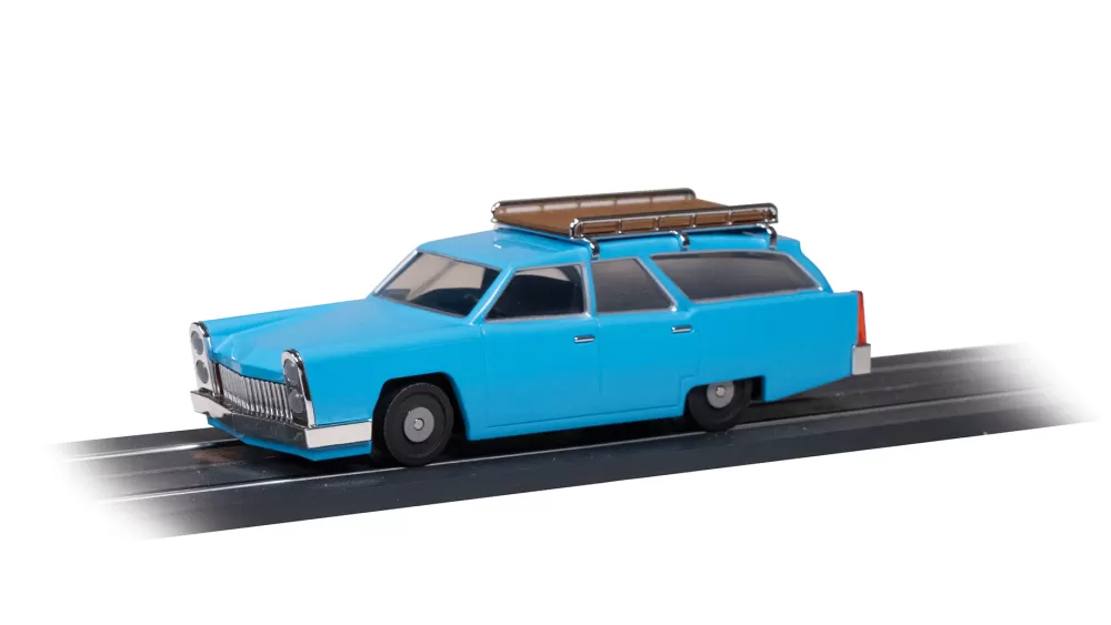 E-Z Street®*Bachmann Trains E-Z Street® Station Wagon - Light Blue