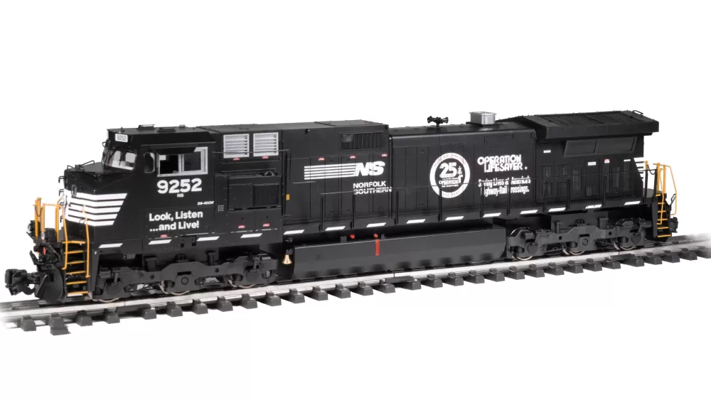 Ge Dash 9*Bachmann Trains GE Dash 9 - Norfolk Southern #9252