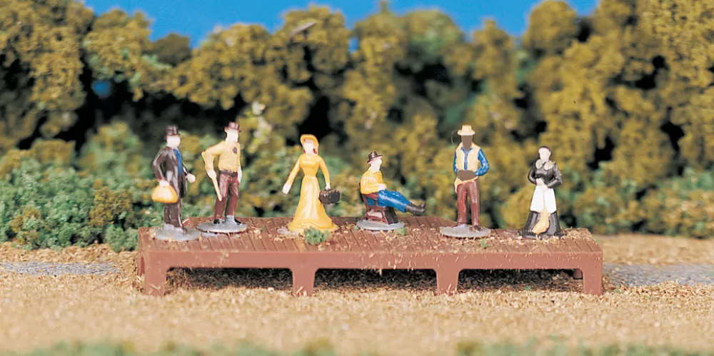 Minature Figures*Bachmann Trains Old West Figures (HO Scale)