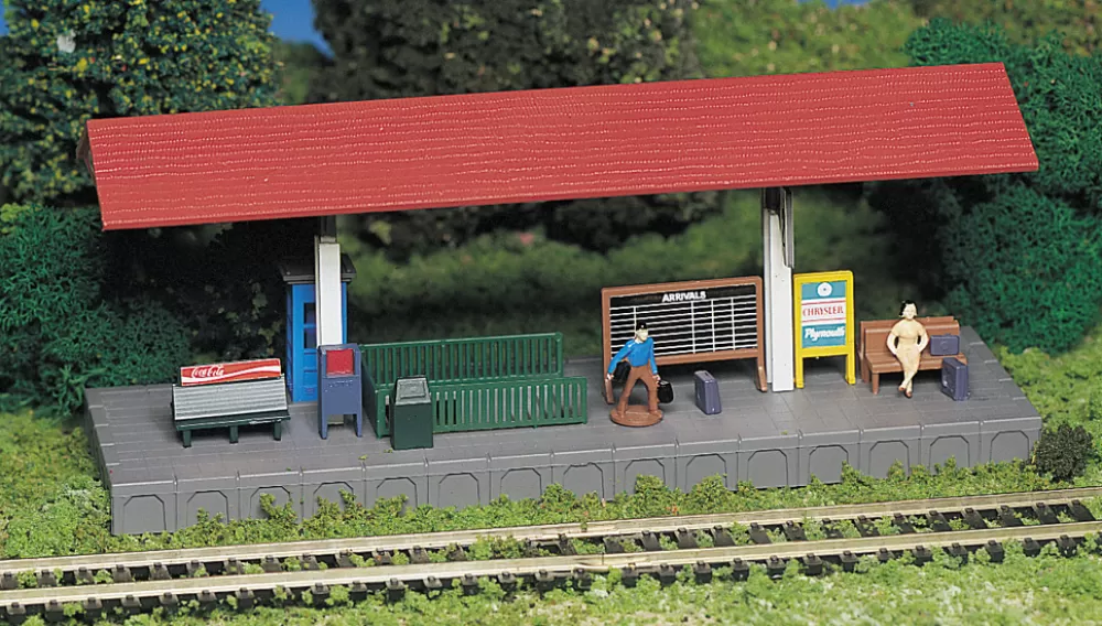 Kits*Bachmann Trains Platform Station (HO Scale)