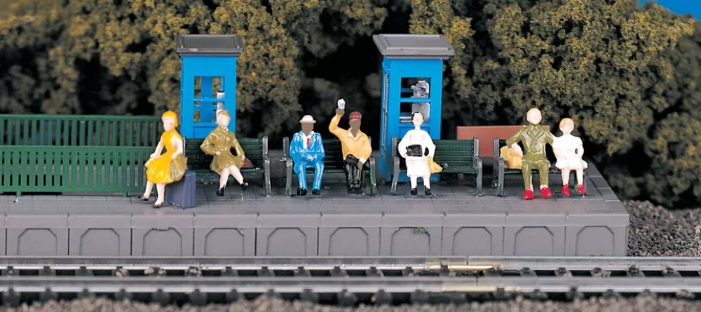 Minature Figures*Bachmann Trains Sitting Passengers (HO Scale)