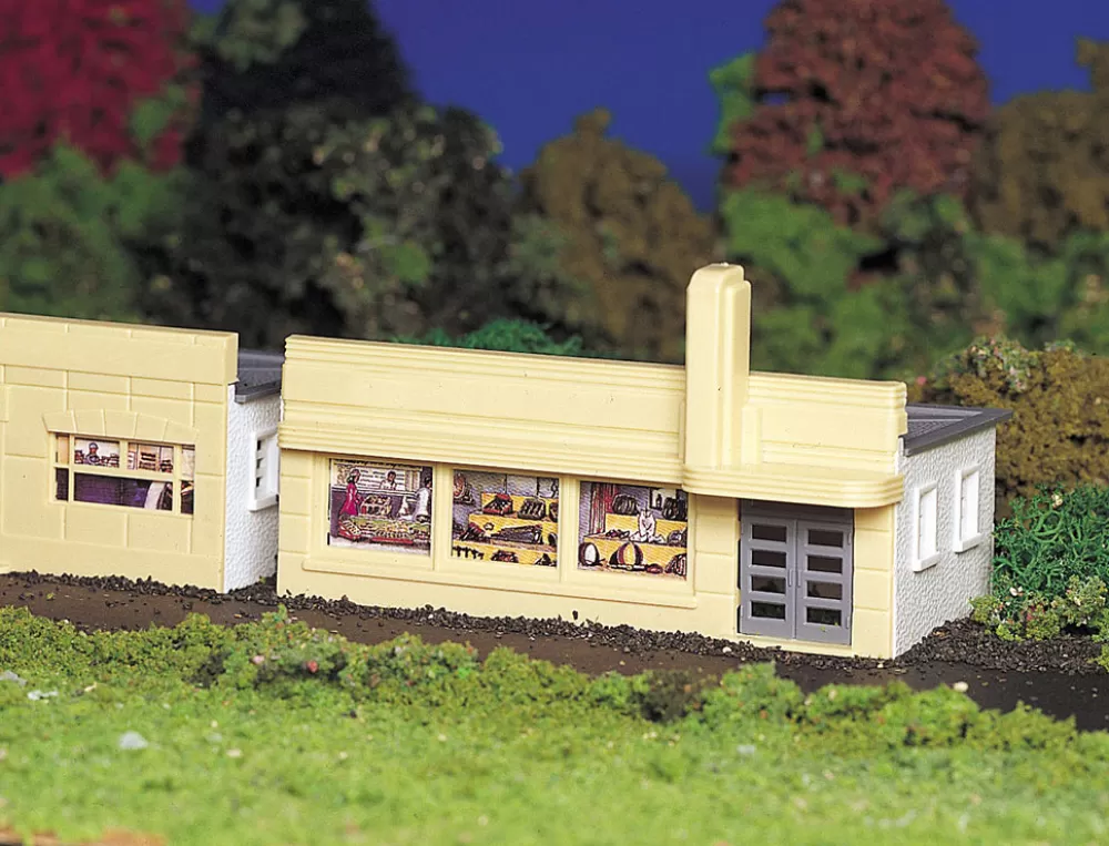 Kits*Bachmann Trains Supermarket (HO Scale)